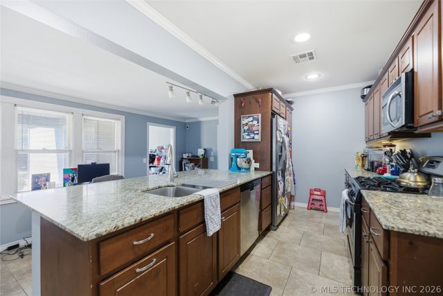 1236 S College Avenue, Tulsa, OK 74104