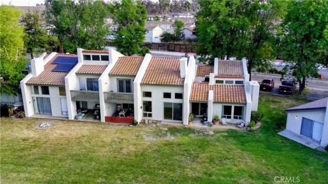 29272 Via Frontera, Murrieta, CA 92563