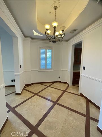 8655 Hillside, Los Angeles, CA 90069