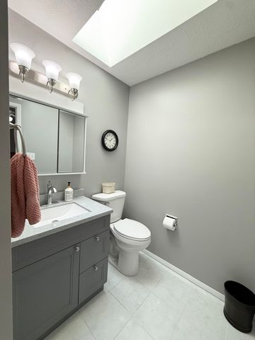 762 Dunewood Drive, Chesterton, IN 46304