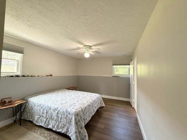 762 Dunewood Drive, Chesterton, IN 46304