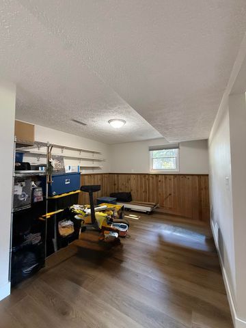 762 Dunewood Drive, Chesterton, IN 46304