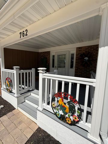 762 Dunewood Drive, Chesterton, IN 46304