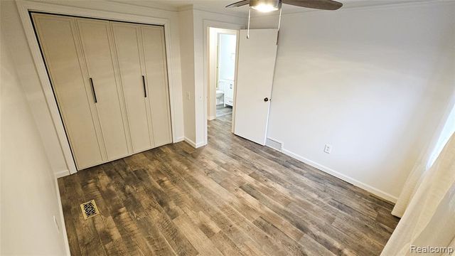 5231 Bantry Drive, West Bloomfield, MI 48322