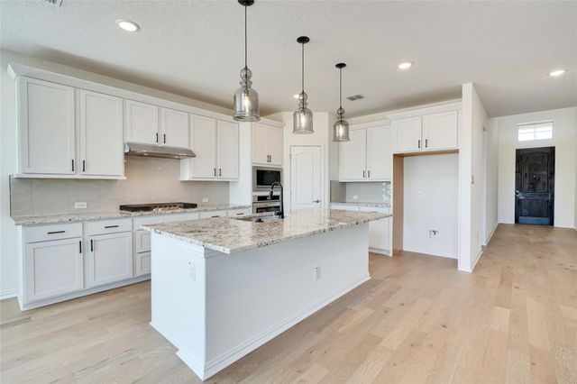19703 Kourion Drive, Tomball, TX 77447