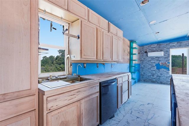 3466 SE 180th Avenue, Norman, OK 73026