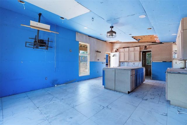 3466 SE 180th Avenue, Norman, OK 73026