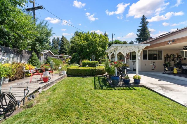 9336 Trenton Way, Stockton, CA 95212