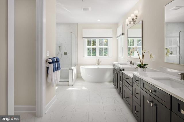 1201 LEELAND FOREST RD, Upper Marlboro, MD 20774