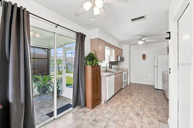 1837 PRAIRIE DUNES CIRCLE S, Lakeland, FL 33810
