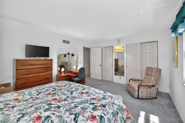 969 Hollow Creek Drive, Miami Twp, OH 45150