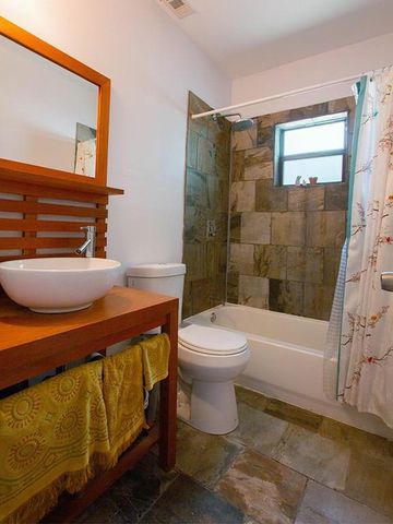 1808 Maple Ave, Austin, TX 78702