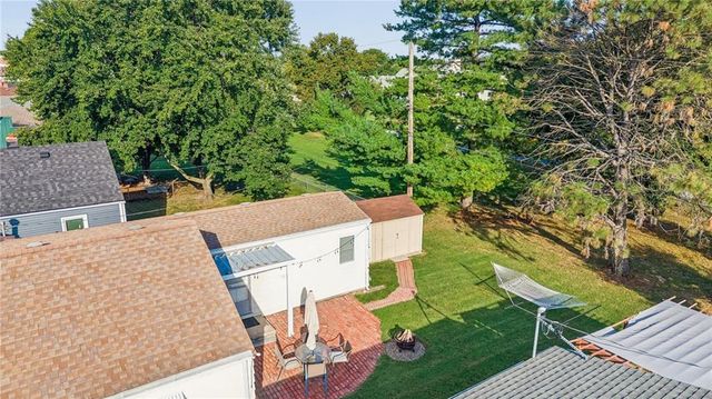 1228 E 25th Avenue, Kansas City, MO 64116