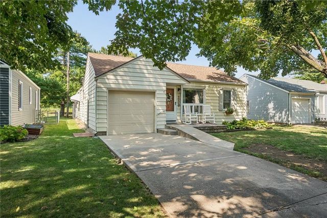 1228 E 25th Avenue, Kansas City, MO 64116