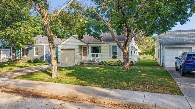 1228 E 25th Avenue, Kansas City, MO 64116