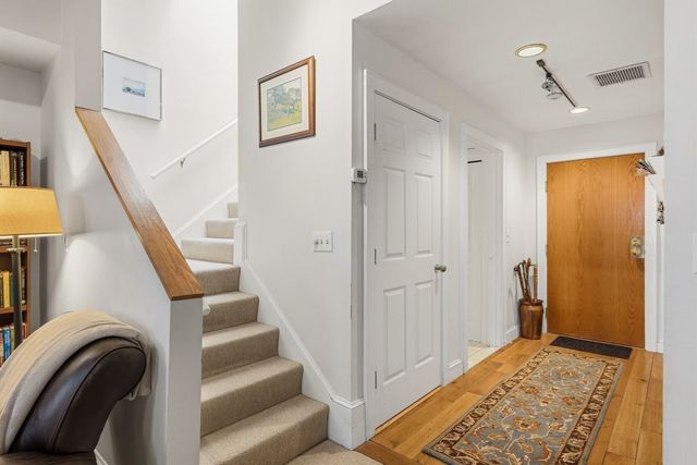 48 Kent Street 5, Newburyport, MA 01950