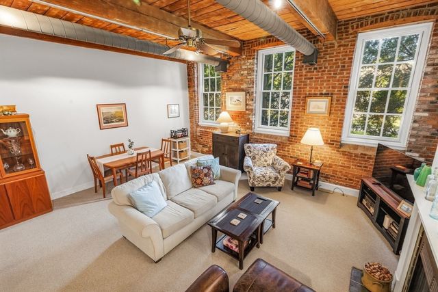 48 Kent Street 5, Newburyport, MA 01950