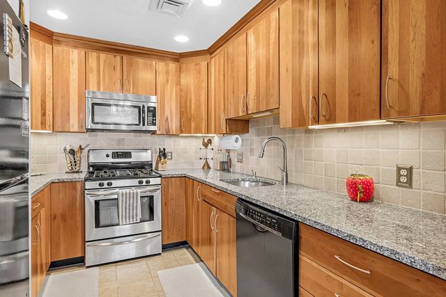 48 Kent Street 5, Newburyport, MA 01950