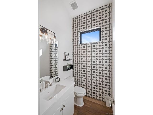 5751 Doc Bar Cir, Sedalia, CO 80135