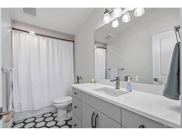 5751 Doc Bar Cir, Sedalia, CO 80135