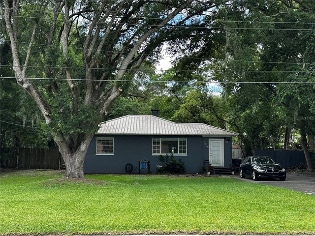 724 NE 17TH AVENUE, Ocala, FL 34470
