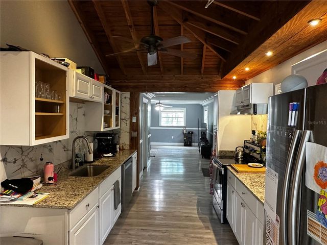 724 NE 17TH AVENUE, Ocala, FL 34470