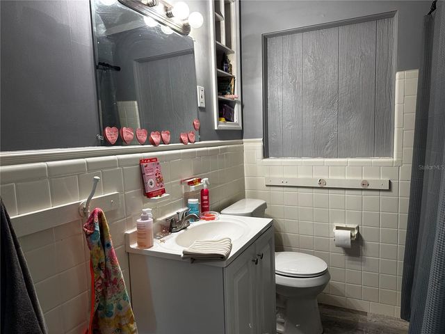 724 NE 17TH AVENUE, Ocala, FL 34470