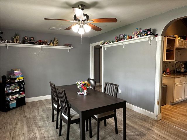 724 NE 17TH AVENUE, Ocala, FL 34470