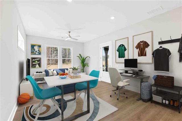 715 Crest Line Trl Trail, Powder Springs, GA 30127