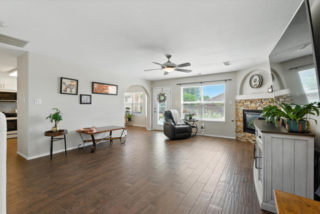 9616 Puccini Trail NW, Albuquerque, NM 87114