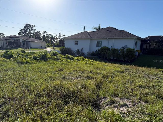 81 PINE VALLEY CT, Rotonda West, FL 33947