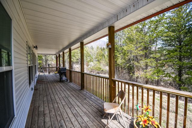 8942 Quicks Run Road, Vanceburg, KY 41179