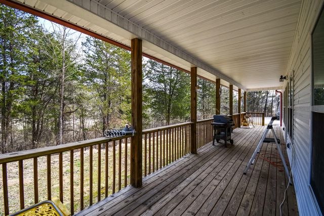 8942 Quicks Run Road, Vanceburg, KY 41179