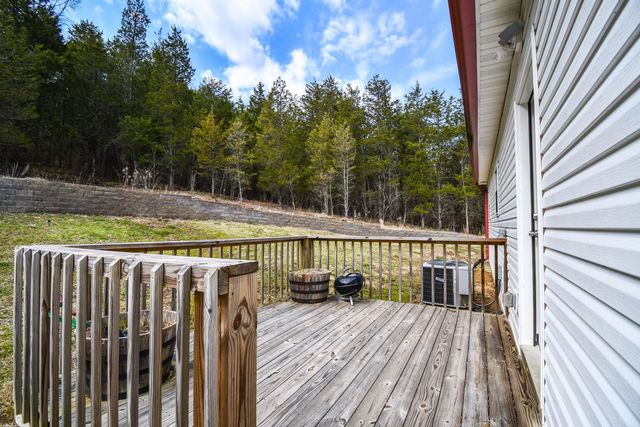 8942 Quicks Run Road, Vanceburg, KY 41179