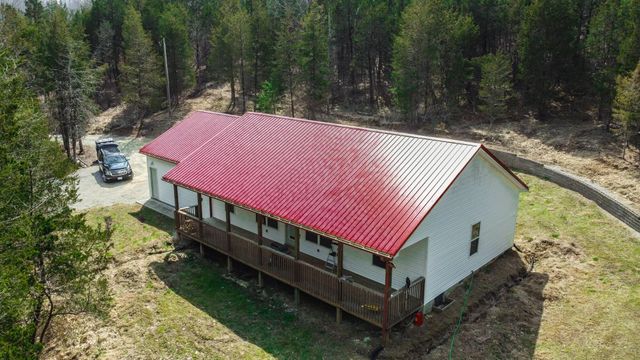 8942 Quicks Run Road, Vanceburg, KY 41179