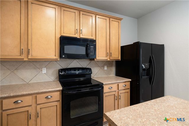 120 Clapboard Run, Cibolo, TX 78108