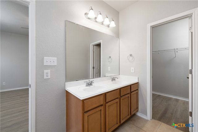 120 Clapboard Run, Cibolo, TX 78108