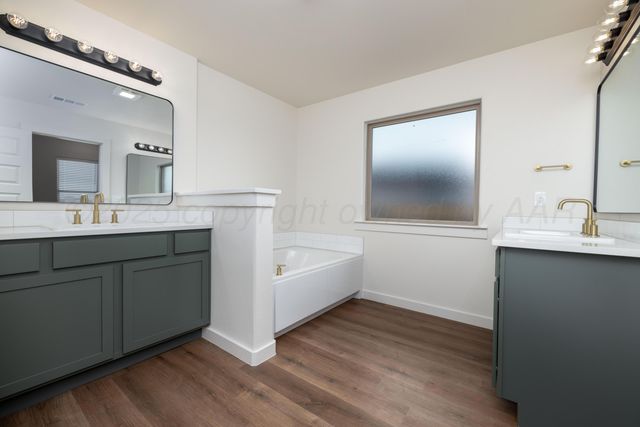 9402 Escalara Street, Amarillo, TX 79124