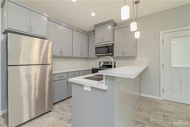 3401 S Colt Lane, Edinburg, TX 78539