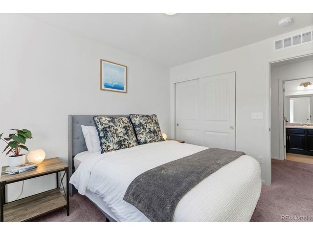 3529 Booth Falls Dr, Loveland, CO 80538