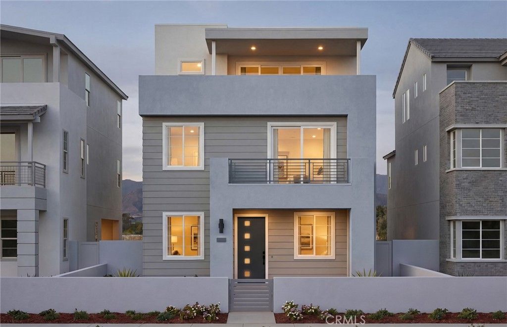 675 Chinon, Irvine, CA 92618 — exterior