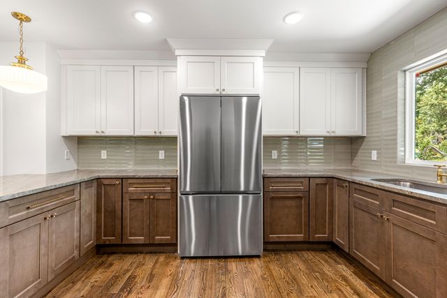 609 Albert Road, Signal Mountain, TN 37377
