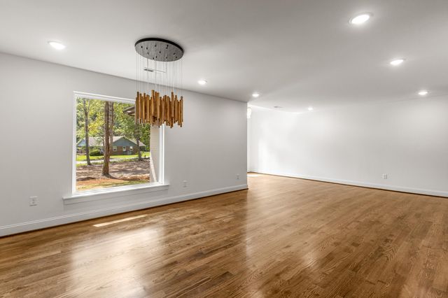 609 Albert Road, Signal Mountain, TN 37377