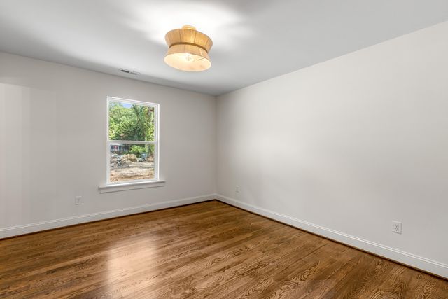 609 Albert Road, Signal Mountain, TN 37377