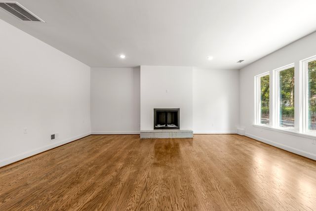 609 Albert Road, Signal Mountain, TN 37377