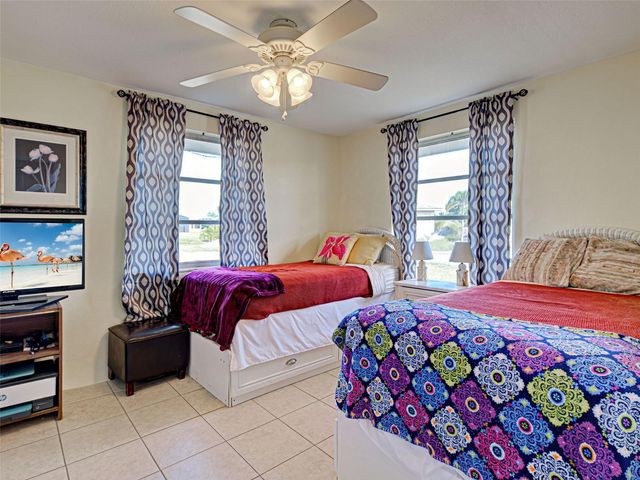 3371 PINETREE STREET, Port Charlotte, FL 33952