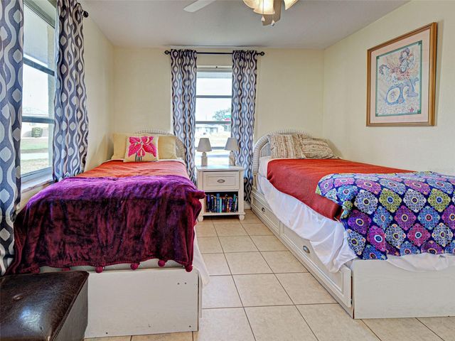 3371 PINETREE STREET, Port Charlotte, FL 33952