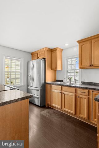 1377 APPLE ST, Ephrata, PA 17522