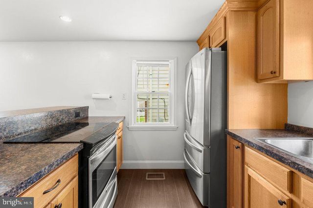 1377 APPLE ST, Ephrata, PA 17522