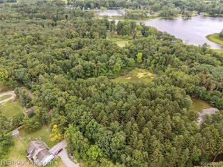 0101 Buckhorn Lake Rd., Holly, MI 48442